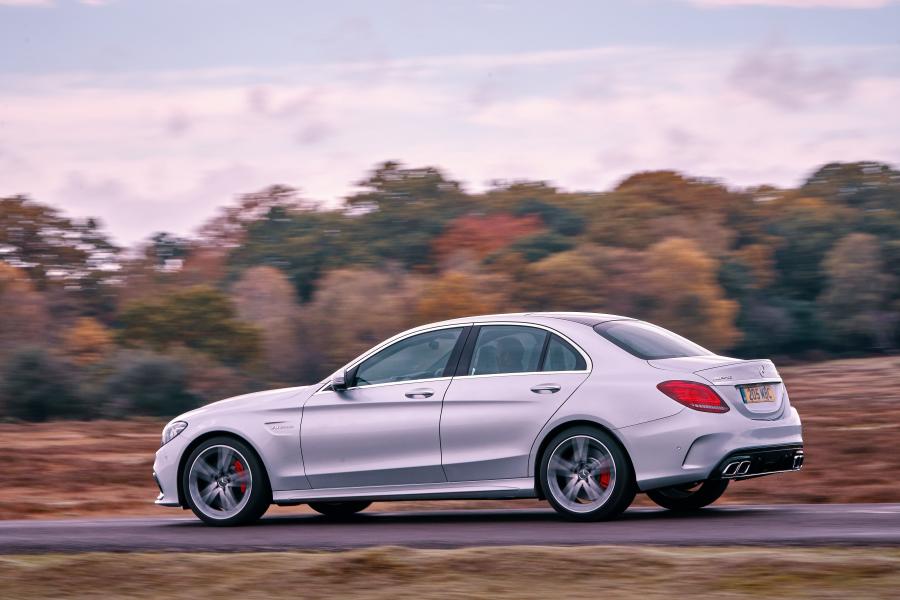  Mercedes-AMG C63 S (W205) 2018 года  (UK) (фото 9 из 40)